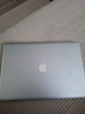 Apple MacBook Pro 2009 Laptop 15 Zoll