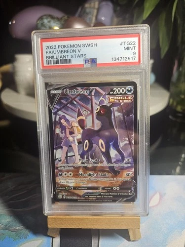Umbreon v Brilliant Stars Trainer Gallery TG22/TG30 PSA 9