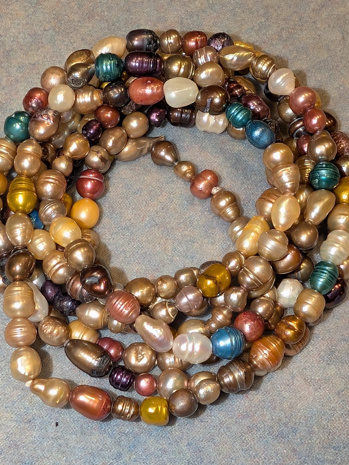 Extra Long 34" Continuous Loop Necklace Featuring… - image 4