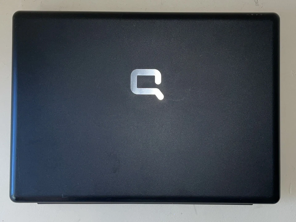 Portátil Compaq Presario C700 retro Windows Vista Foto 3 de 4