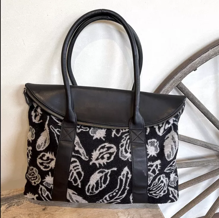 PENDLETON Black Ivory Virgin Wool Blanket Bag Leaf Design