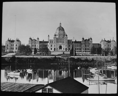 ANTIQUE Magic Lantern Slide NEW PARLIAMENT BUILDING VICTORIA C1890 PHOTO CANADA