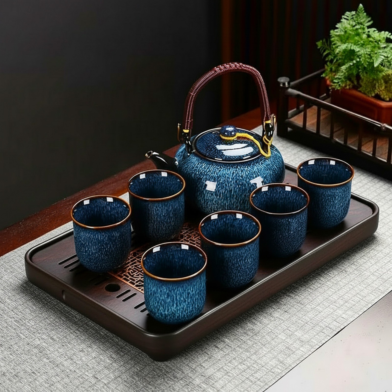 8-teiliges Luxus japanisches Teeservice - inkl. Teekanne 6 Tassen Tablett & Geschenkbox