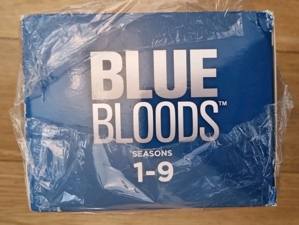 Blue Bloods Season 1-9 (DVD, 2019, 53-Disc Set) - Image 4 of 4