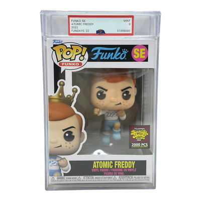 Funko POP! PSA 9 Atomic Freddy # SE Blacklight Battle 2000 PCS