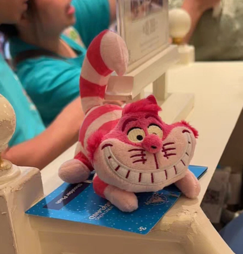 NEW Disney Cheshire cat Shoulder Plush toy Magnetic Pal Alice in Wonderland - Image 2 of 3