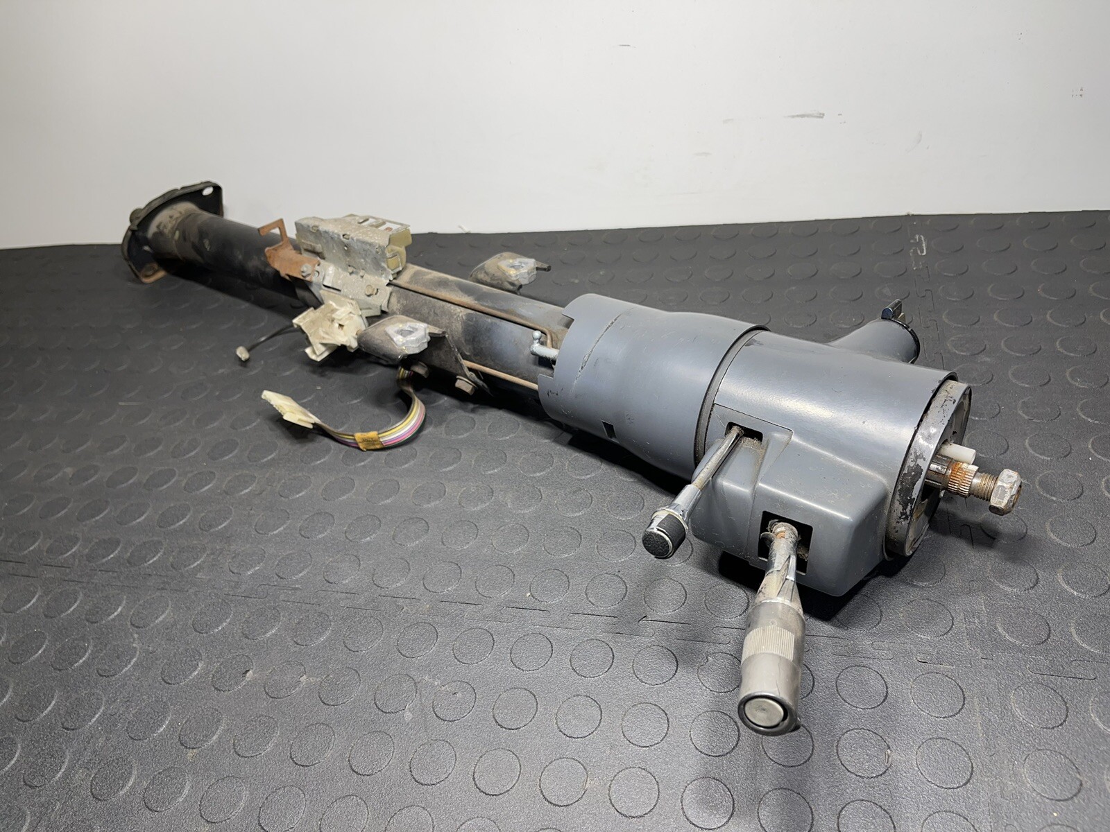 19841994 Jeep Cherokee XJ Automatic Tilt Steering Column eBay