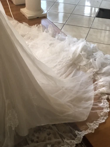 Braut leuchtende Brautkleider Kathedrale mit langer Plissee Sweep Schleppe Satin - Bild 21 von 23