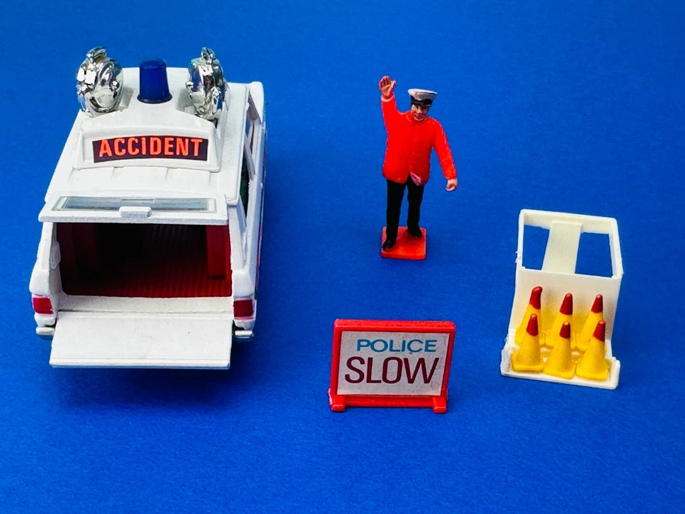 1:43 CORGI TOYS #461 Range Rover Vigilant POLICE Whizzwheels 1973 Dinky Land - Bild 4 von 4