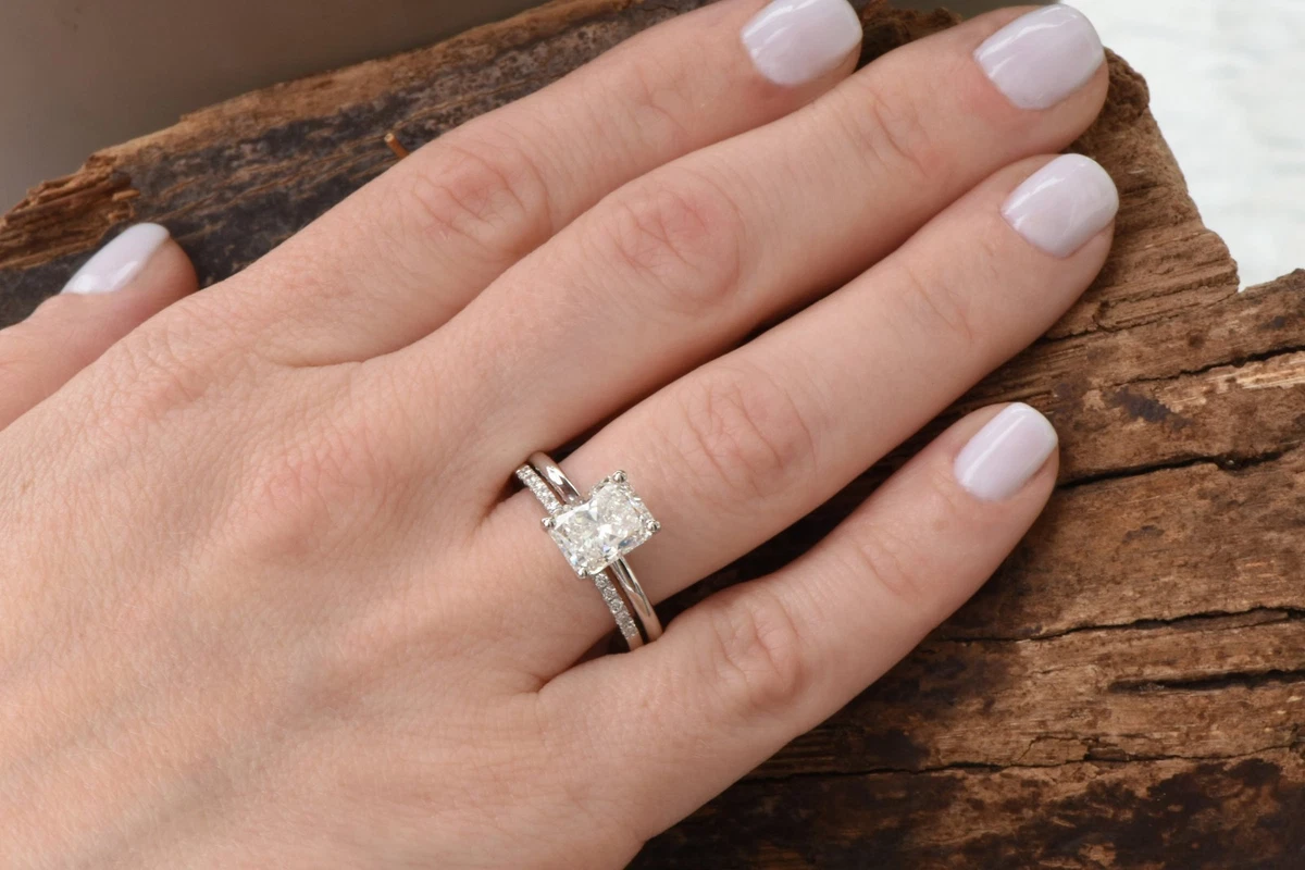 Diamond Size Matters: How to Make Informed Decisions When Buying Jewelry Diamond Size Matters: How to Make Informed Decisions When Buying Jewelry