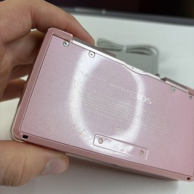 Nintendo 3DS Handheld Video Game Console Pink CTR-001 (USA) W Charger