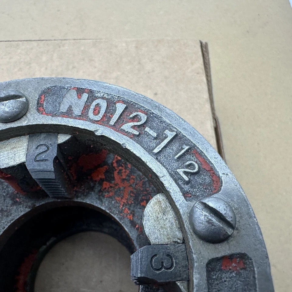 USED TOLEDO Made In USA #12 1-1/2" NPT DIE HEAD - DROP HEAD TYPE Nice Shape - Image 3 of 4