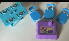 Peppa Pig Playset Blue Chairs  Birthday Party  Picnic Table Replacement Pieces