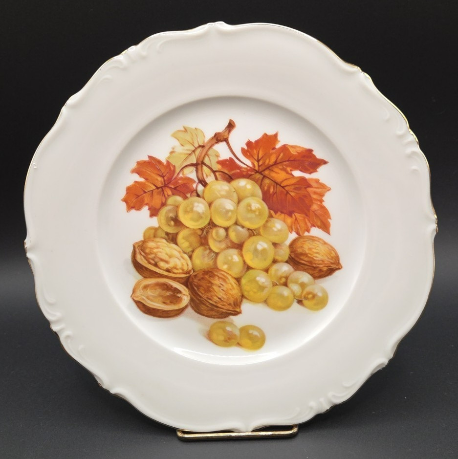 Set of 3 Winterling Bavaria Salad Plates 7 & 5/8" Fruit Nuts Leaves Gold Trim