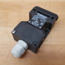 Schmersal AZ 15 zvrk-M16 Safety Switch - USED