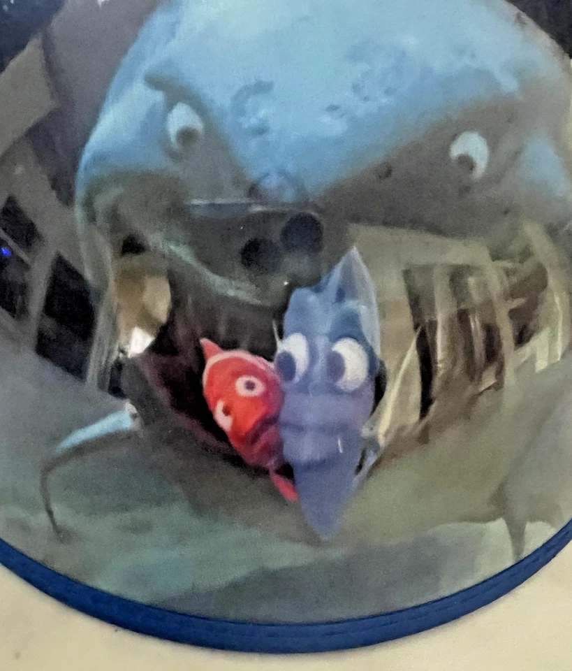 Orelhas aposentadas do Mickey Mouse Disney/Pixar Procurando Nemo com motivo oceano marinho - Imagem 3 de 4