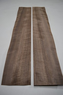 Figürliches Nussbaumfurnier - 2 Blätter - je 860 mm x 150 mm - Echtholz