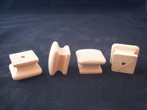 Set of 12 New Maple Wood Unfinished 1-1/4" Square Cabinet or Drawer Knobs Pulls - Picture 6 of 12