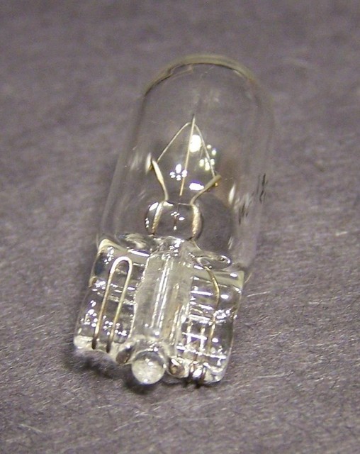 LIGHT BULB JANOME NEWHOME 1600P,6125,6260,6500,6600,8077,DC3018,DC3050