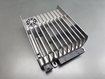 Genuine Mercedes E Class W212 S212 Amplifier Sound Amp Harman A2129002401