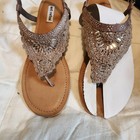 NOT RATED Suede beaded  Croochet Me Down Thong Sandals Women’s size 9 tan flats — photo 2