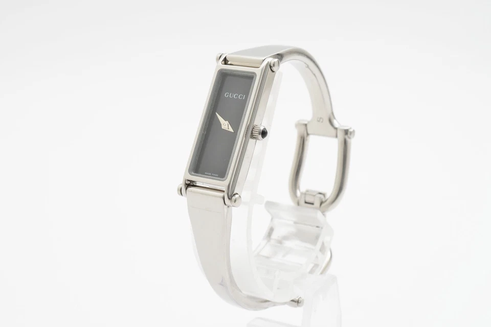 Vintage *N PERFEITO* Gucci 1500L Relógio Feminino Retangular de Quartzo Prata Mostrador Preto - Imagem 3 de 4