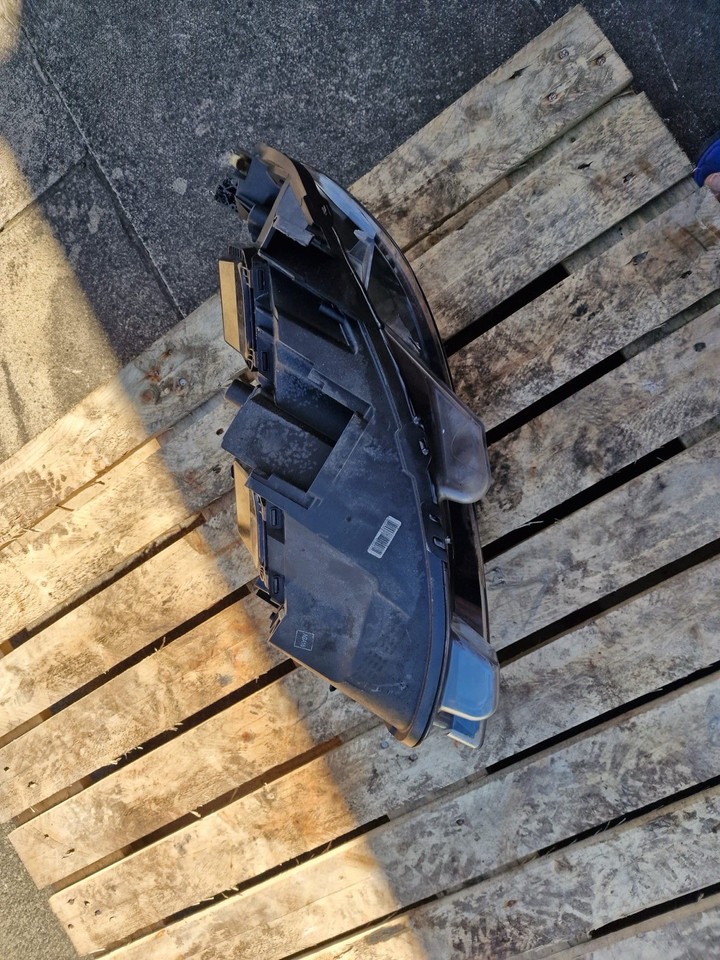 Peugeot Expert Driver Side Headlight 2016 Onwards Genuine Part Light ...