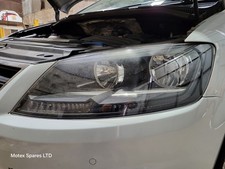 Seat Alhambra MK2 Headlight Passenger Side Halogen 2016 - 2020 (Condensation)