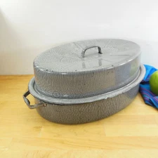Nesco Old Gray Graniteware Oval Covered Roaster Rustic