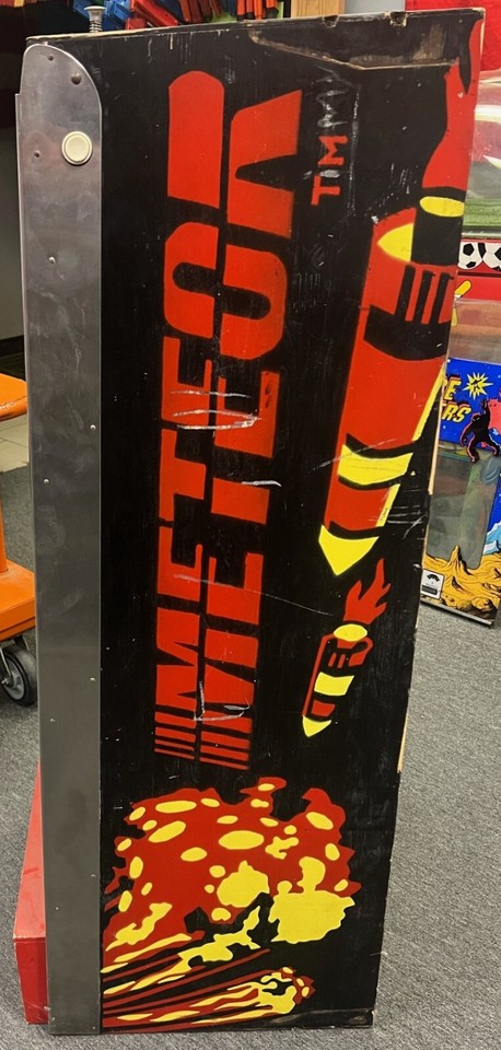 METEOR PINBALL CABINET (EMPTY) by STERN 1979 (Excellent Condition ...