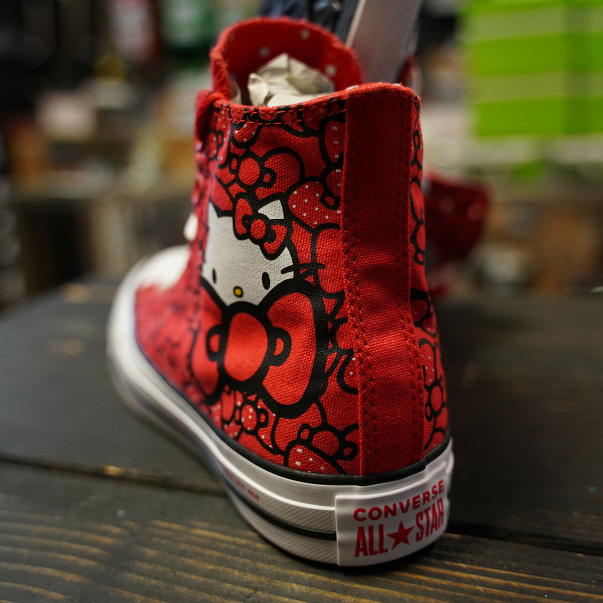 ❤❤ NEW HELLO KITTY Converse Chuck Taylor All Star HI ❤❤ NEW HELLO KITTY Converse Chuck Taylor All Star HI