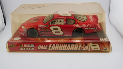 Motorsports Authentics Dale Earnhardt Jr #8 2007 Monte Carlo SS 1:24 Stock Car - Picture 2 of 6