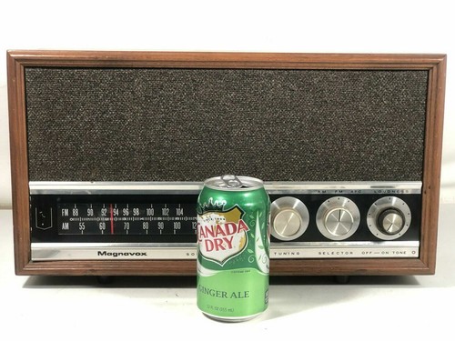 Vintage Magnavox Table Top AM FM 60s Model 1FM056 Radio Wooden Cabinet Parts USA - Picture 11 of 12