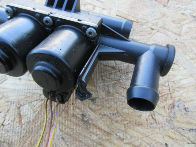Picture 4 of 9
