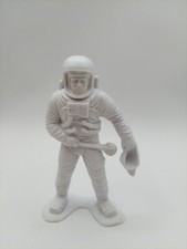 Vtg Louis Marx Astronaut White 5.75" Plastic Toy Figure W/ Retrieving Tool 1970