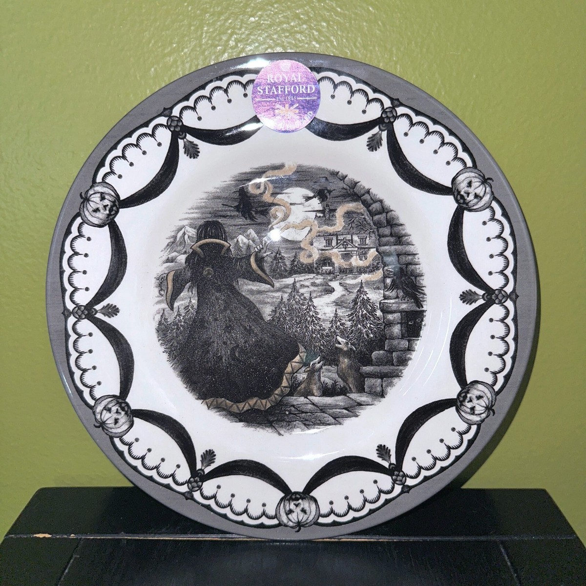 Royal Stafford お皿ハロウィン魔女
