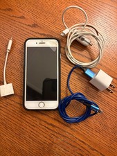 Apple iPhone 7 32GB - Rose Gold A1778 - Unlocked with accessories