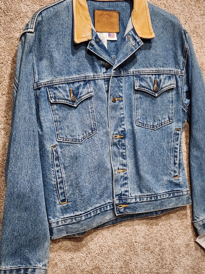 Schaefer Outfitter - Legend Denim Jacket  100% Cotton - Man's Size  Medium  - Image 2 of 4