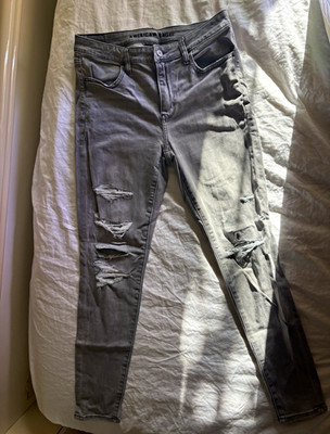 American Eagle Women s Skinny Jeans Gray Light Wash Denim Distressed Size 6