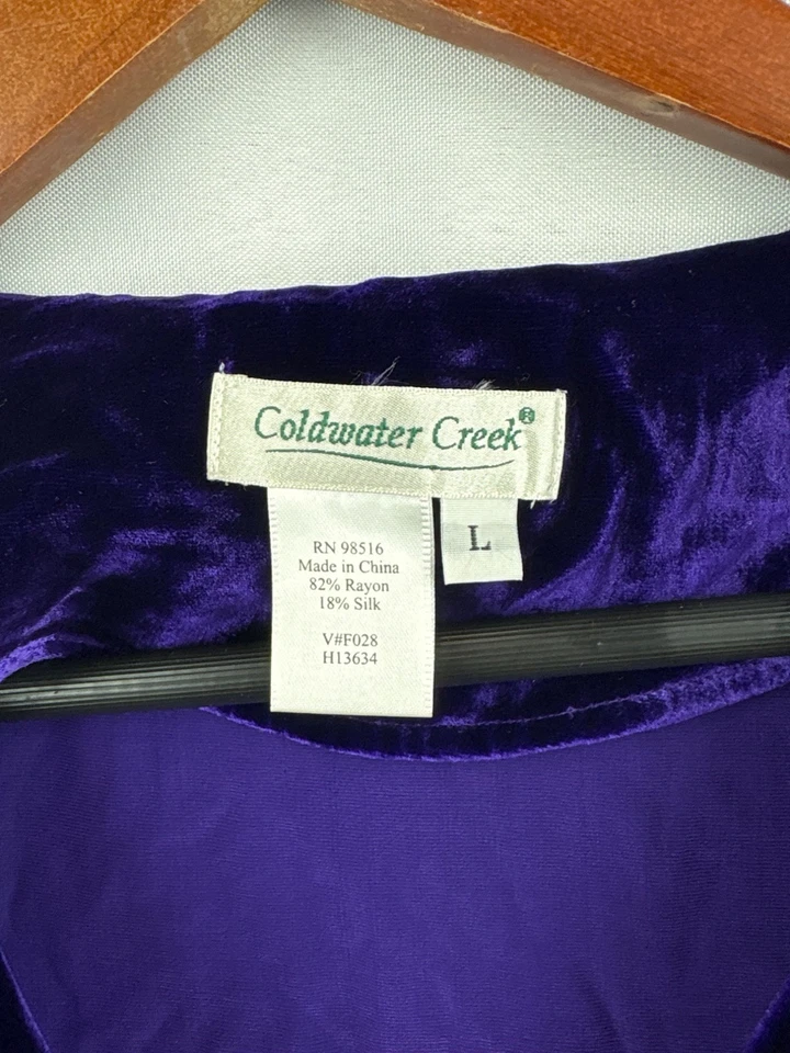Women’s Coldwater Creek Large Purple Velvet Long Sleeve Jacket - Изображение 4 из 4