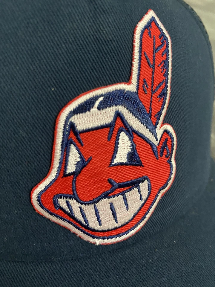 ⚾️ RETRO THROWBACK CLEVELAND INDIANS CHIEF WAHOO BLUE ADULT TRUCKER HAT NEW ⚾️ - Image 3 of 4