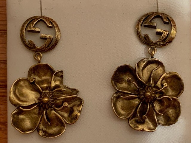 SALE Gucci Logo GG Dangle Flower Earrings NIB, Markdown | eBay