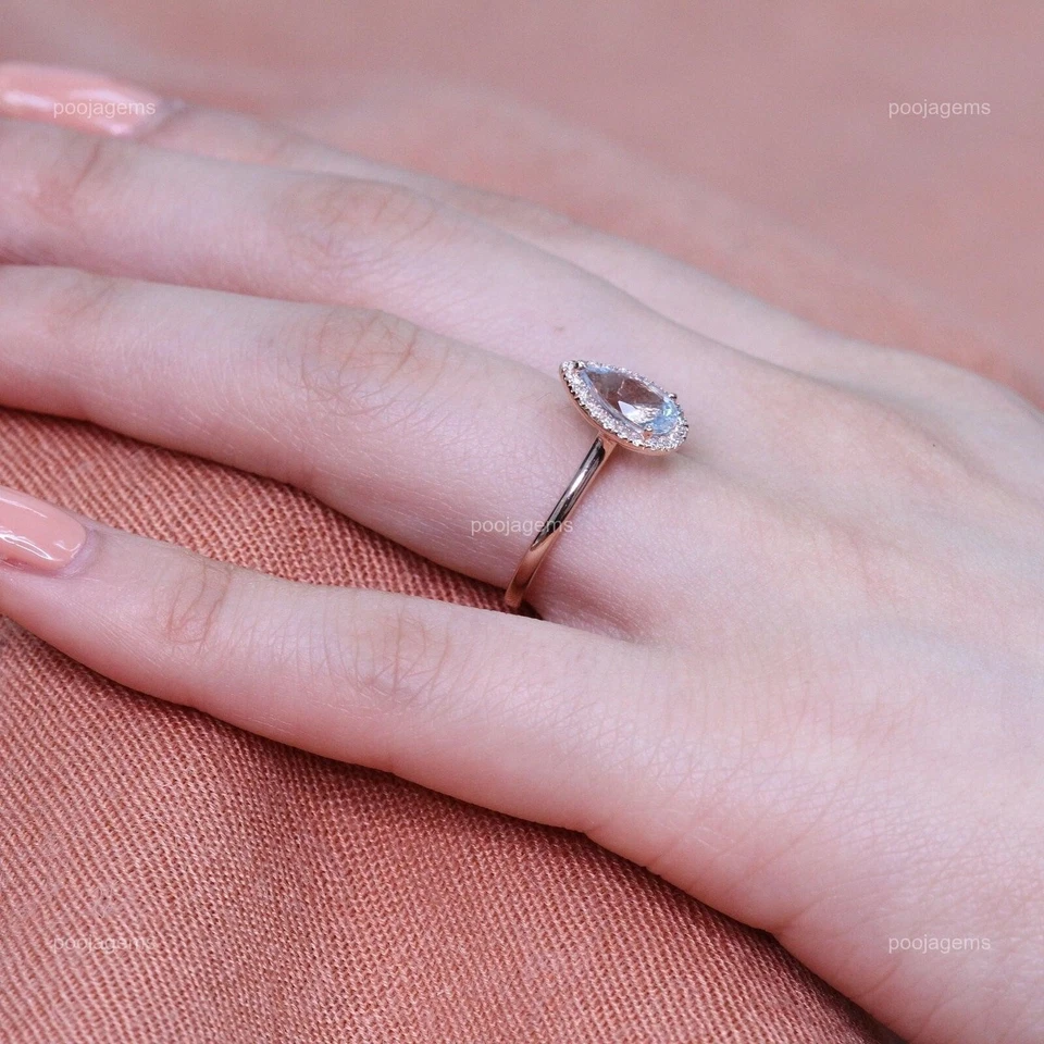 Anillo de oro rosa macizo de 14 k con punta de diamante cultivado en laboratorio y aguamarina de 3 quilates Foto 3 de 4