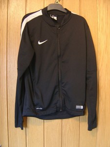 nike jacket age 13