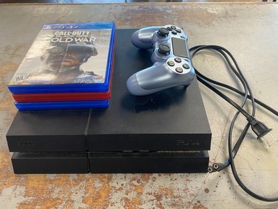 READ - Sony PlayStation 4 500GB Console CUH-1215A w/ Controller & 3 Games