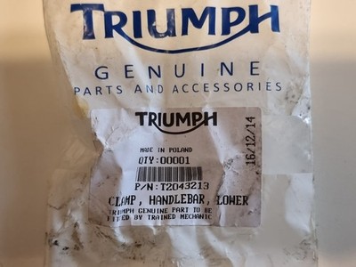 Original Triumph Street Triple 675 Lenker untere Basis Riser Clamp 2013 bis 2017
