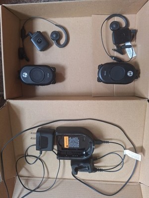 Mototola CLP1060 Two Way Business Radio - Tested, Works (2 pack)