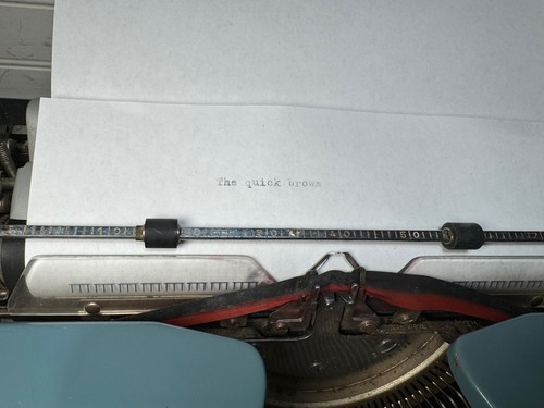 Vintage Torpedo Remington Rand Blue 50s 60s Manual Typewriter READ - Picture 12 of 15
