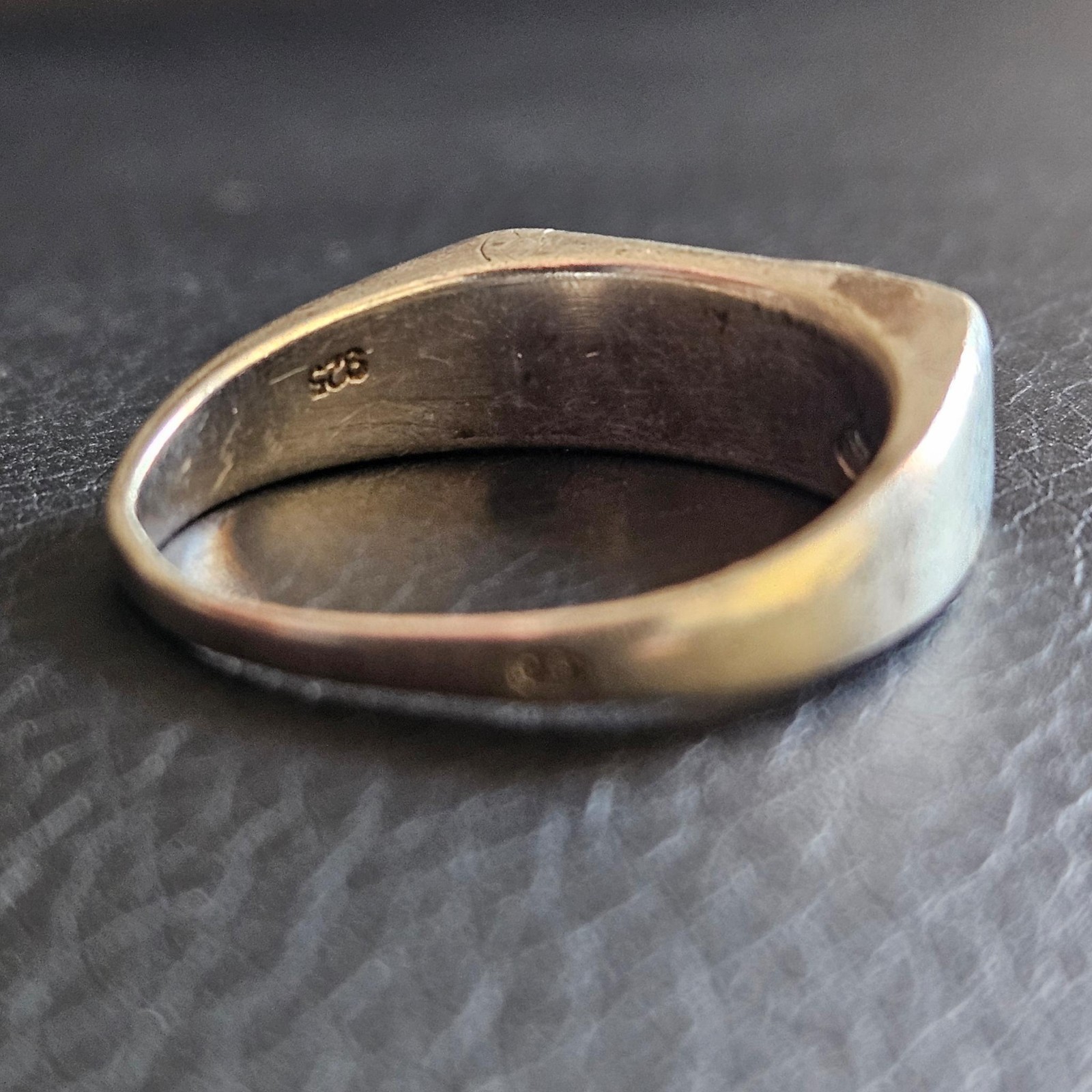 Solid Silver & Crystal Geometric Pattern Knight R… - image 5