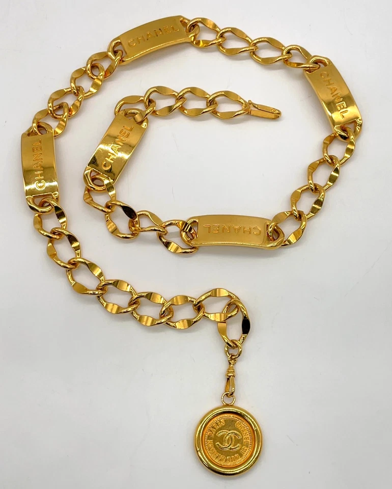 Auth Chanel Coco Mark Engraved Medallion Chain Gold Belt 208.49g W/Box SK020193 - Image 2 of 4